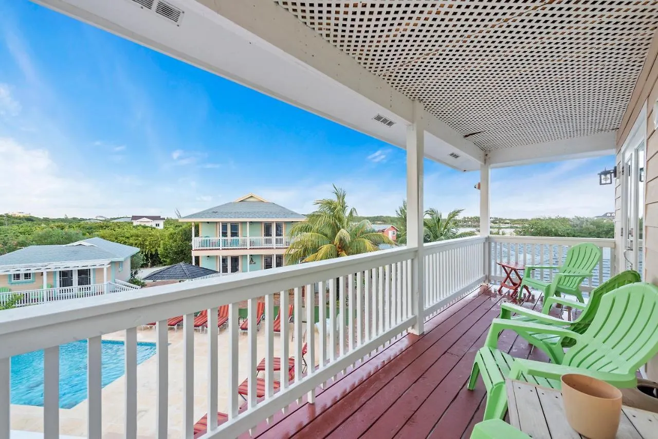 *** Hotel Embrace Resort Staniel Cay Bahamas