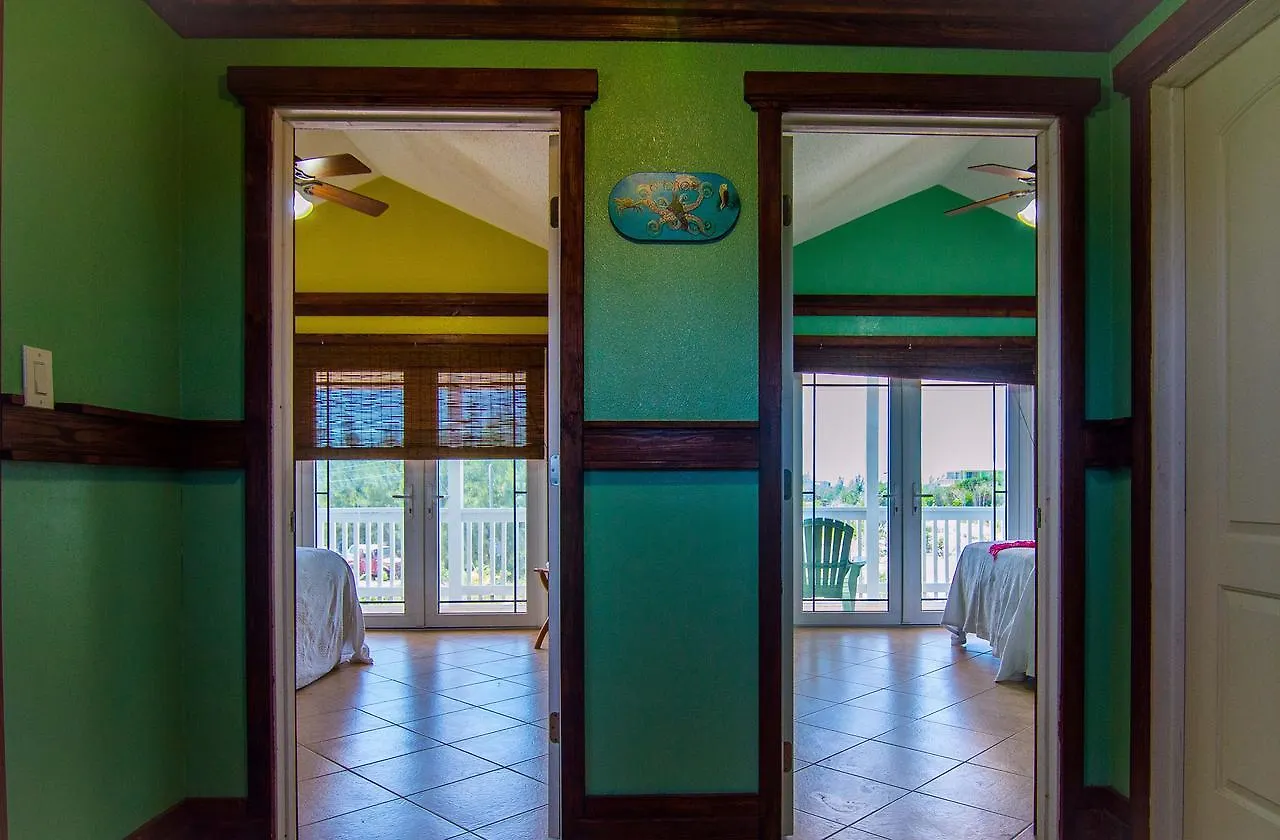 Hotel Embrace Resort Staniel Cay