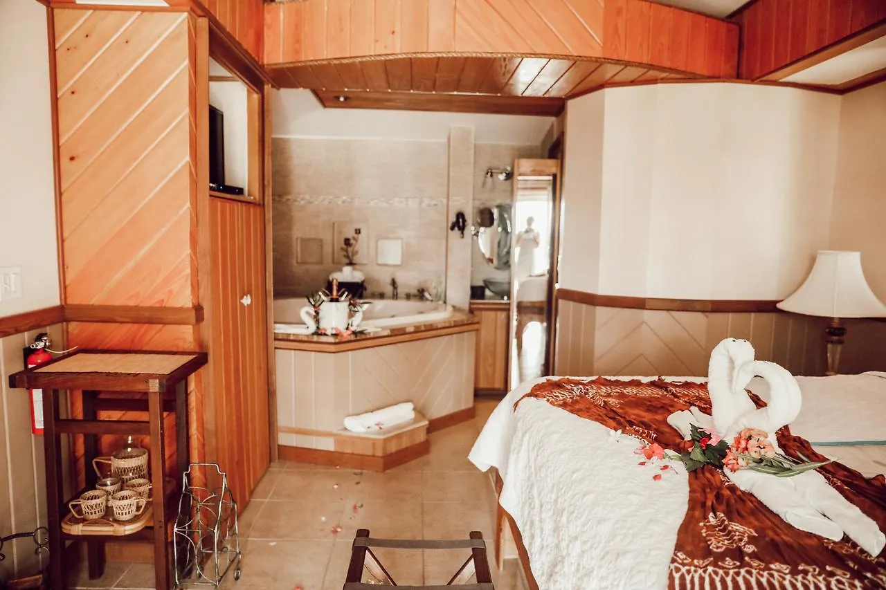 Hotel Embrace Resort Staniel Cay