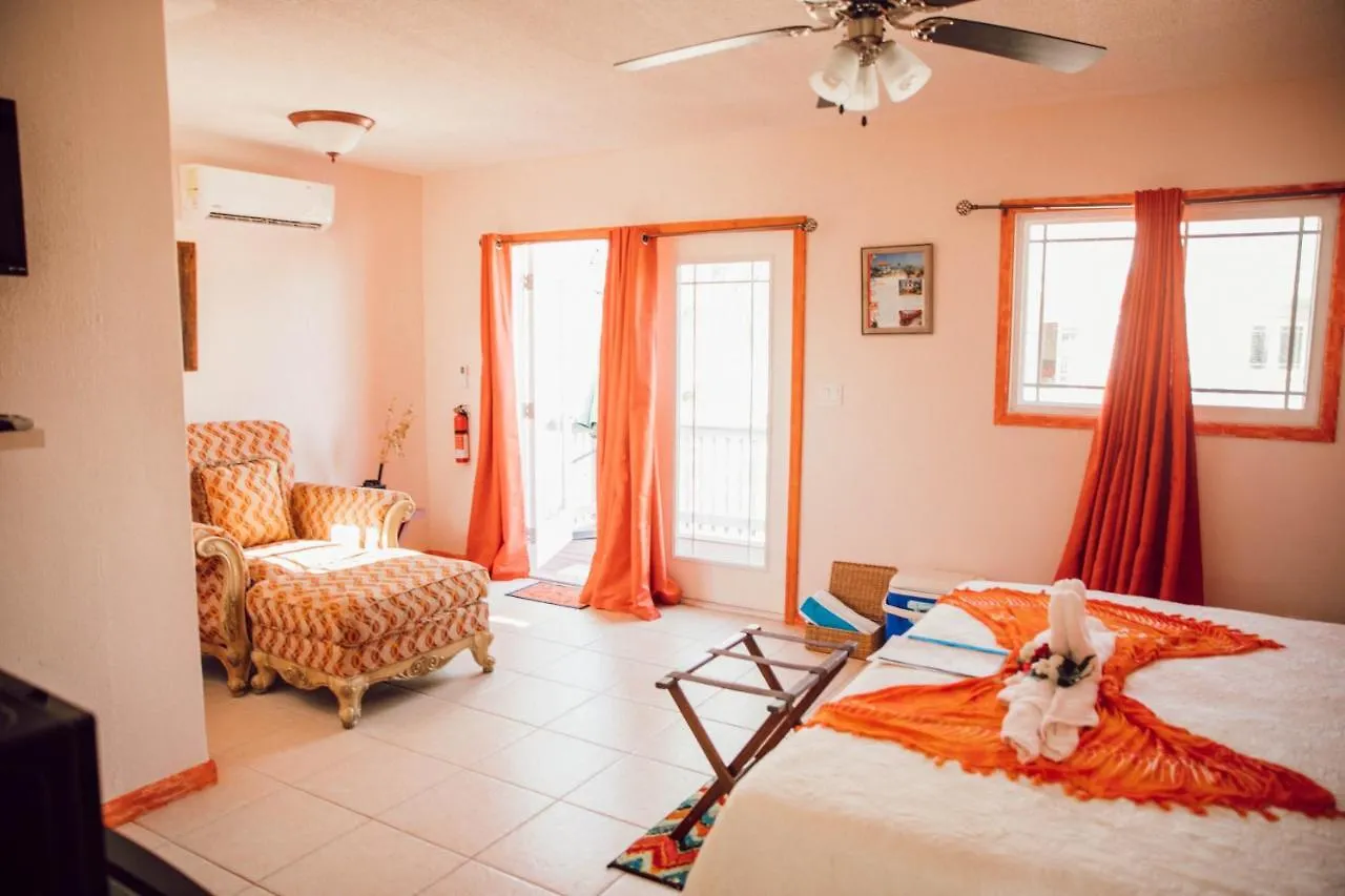 *** Hotel Embrace Resort Staniel Cay Bahamas