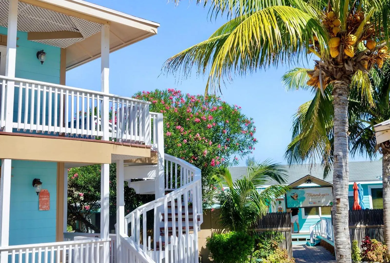 Embrace Resort Staniel Cay